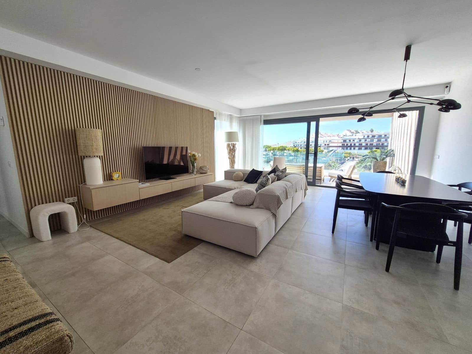 3 chambre Penthouse à vendre à Estepona - 1 095 000 € (Ref: 9894689)