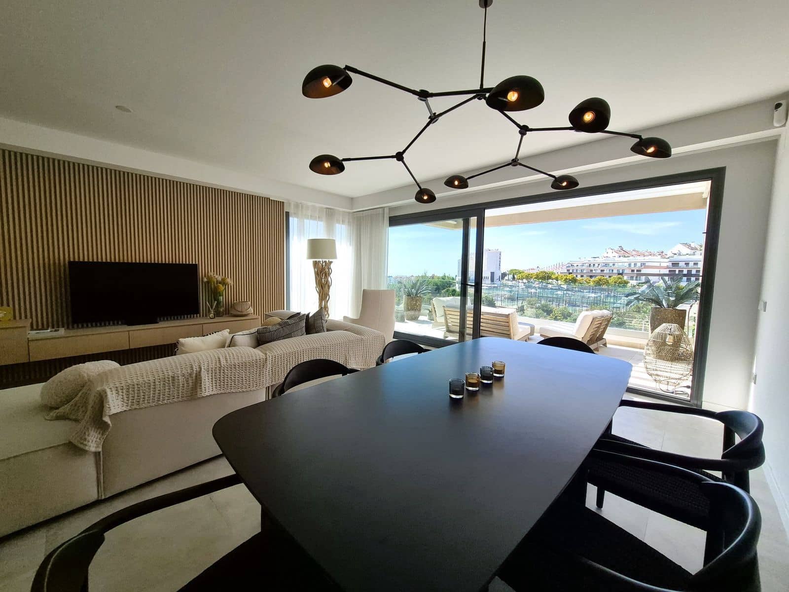 3 chambre Penthouse à vendre à Estepona - 1 095 000 € (Ref: 9894689)