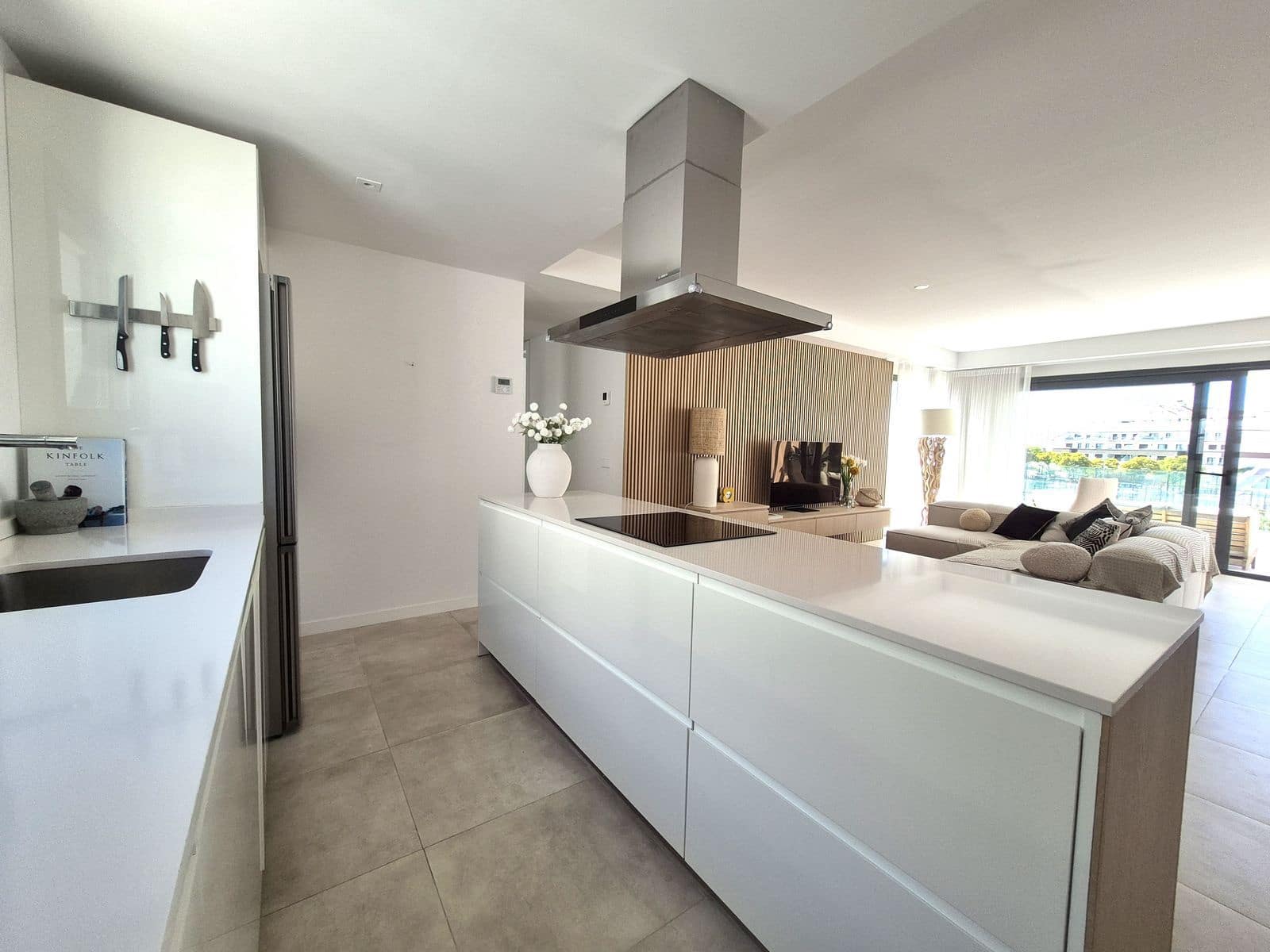 3 chambre Penthouse à vendre à Estepona - 1 095 000 € (Ref: 9894689)