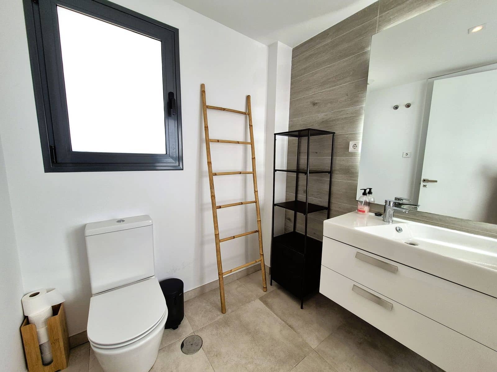 3 chambre Penthouse à vendre à Estepona - 1 095 000 € (Ref: 9894689)