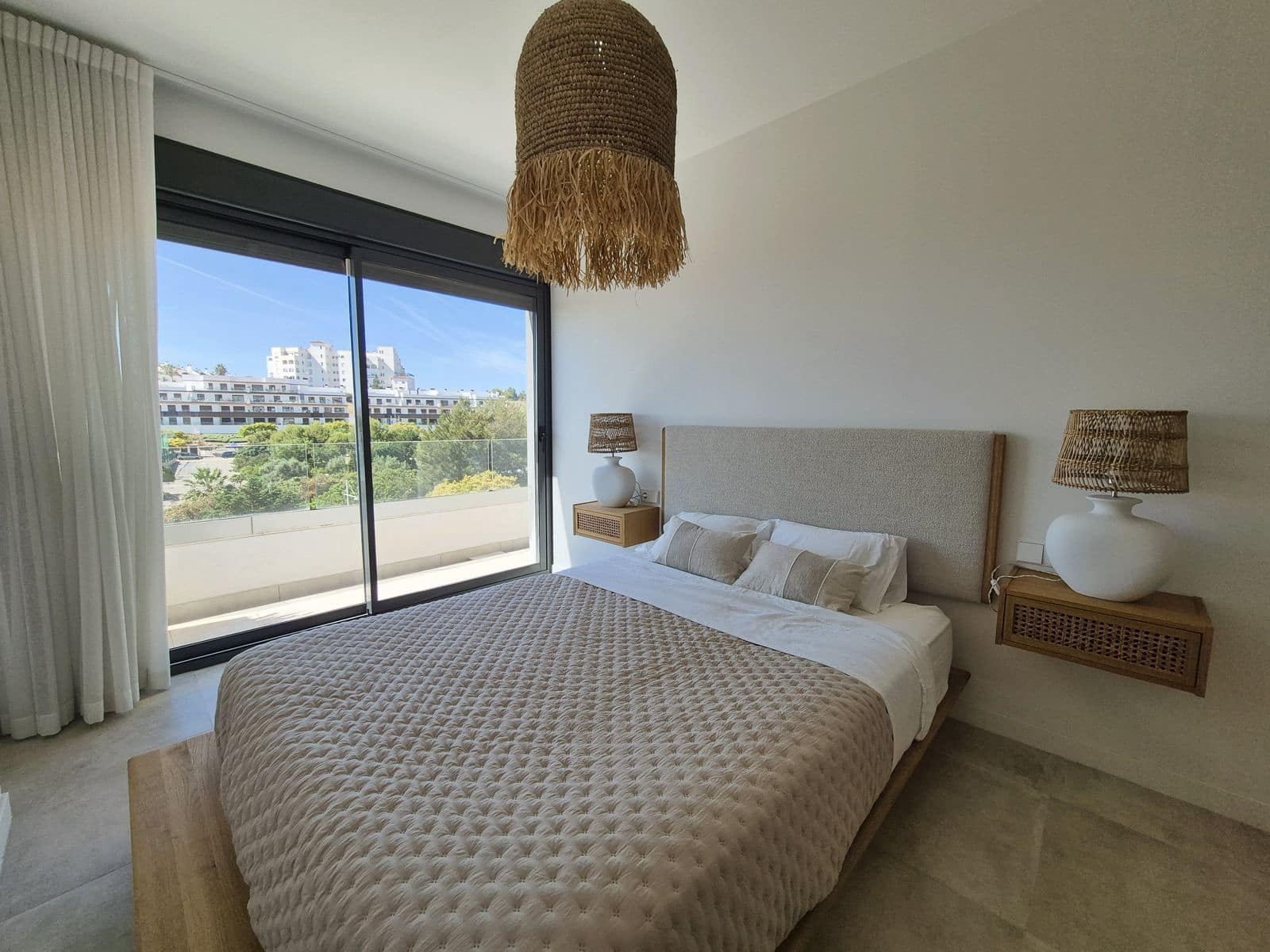 3 chambre Penthouse à vendre à Estepona - 1 095 000 € (Ref: 9894689)