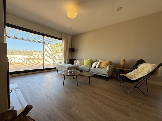 3 quarto Penthouse para venda em Benahavís - 940 000 € (Ref: 9894690)