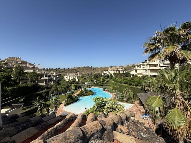 3 quarto Penthouse para venda em Benahavís - 940 000 € (Ref: 9894690)
