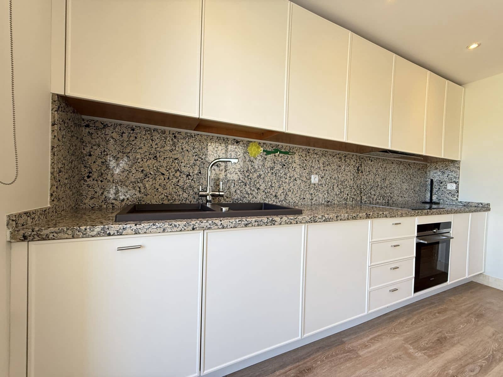 3 quarto Penthouse para venda em Benahavis - 940 000 € (Ref: 9894690)
