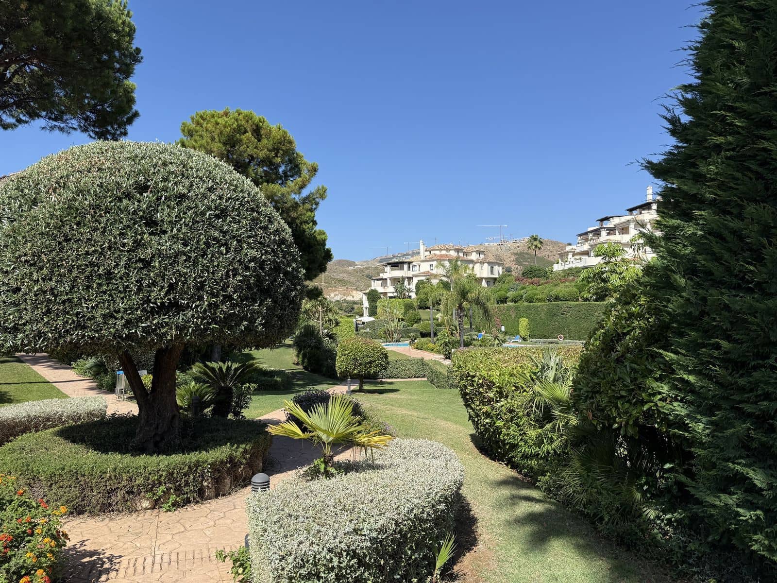 3 quarto Penthouse para venda em Benahavis - 940 000 € (Ref: 9894690)