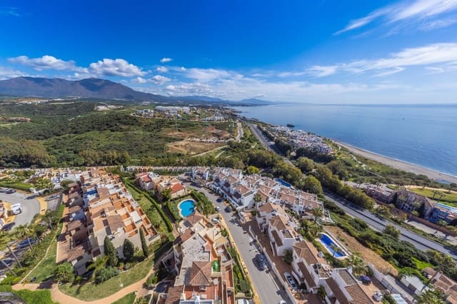 Ático de 3 habitaciones en Bahia de Casares, Casares en venta - 450.000 € (Ref: 9894691)