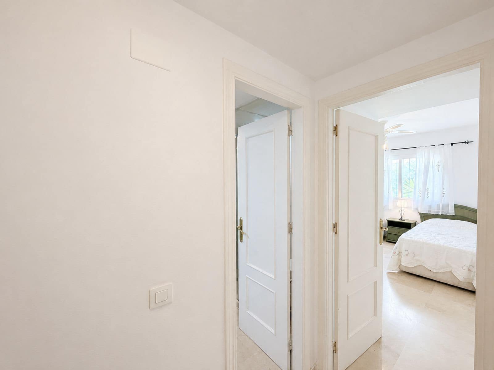 Ático de 3 habitaciones en Bahia de Casares en venta - 450.000 € (Ref: 9894691)