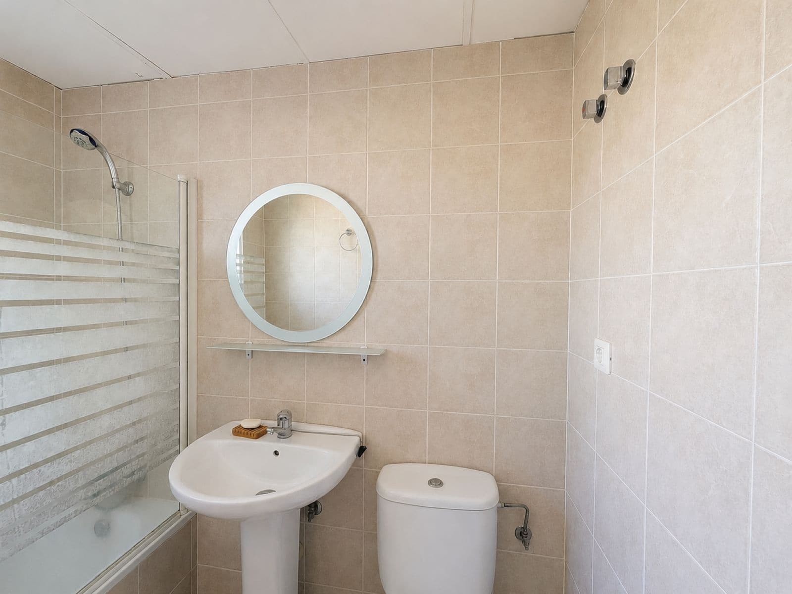 Ático de 3 habitaciones en Bahia de Casares en venta - 450.000 € (Ref: 9894691)