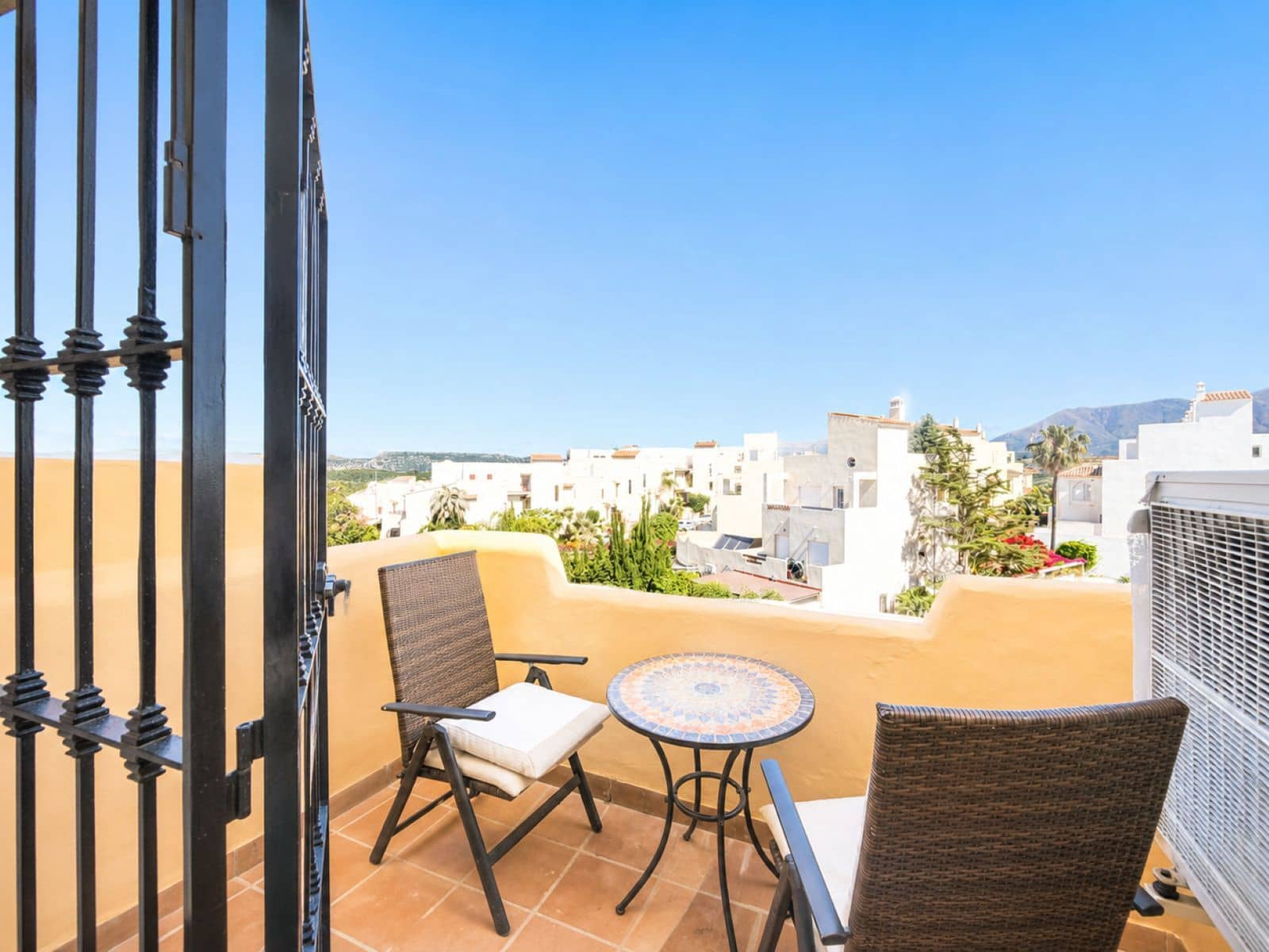 Ático de 3 habitaciones en Bahia de Casares en venta - 450.000 € (Ref: 9894691)