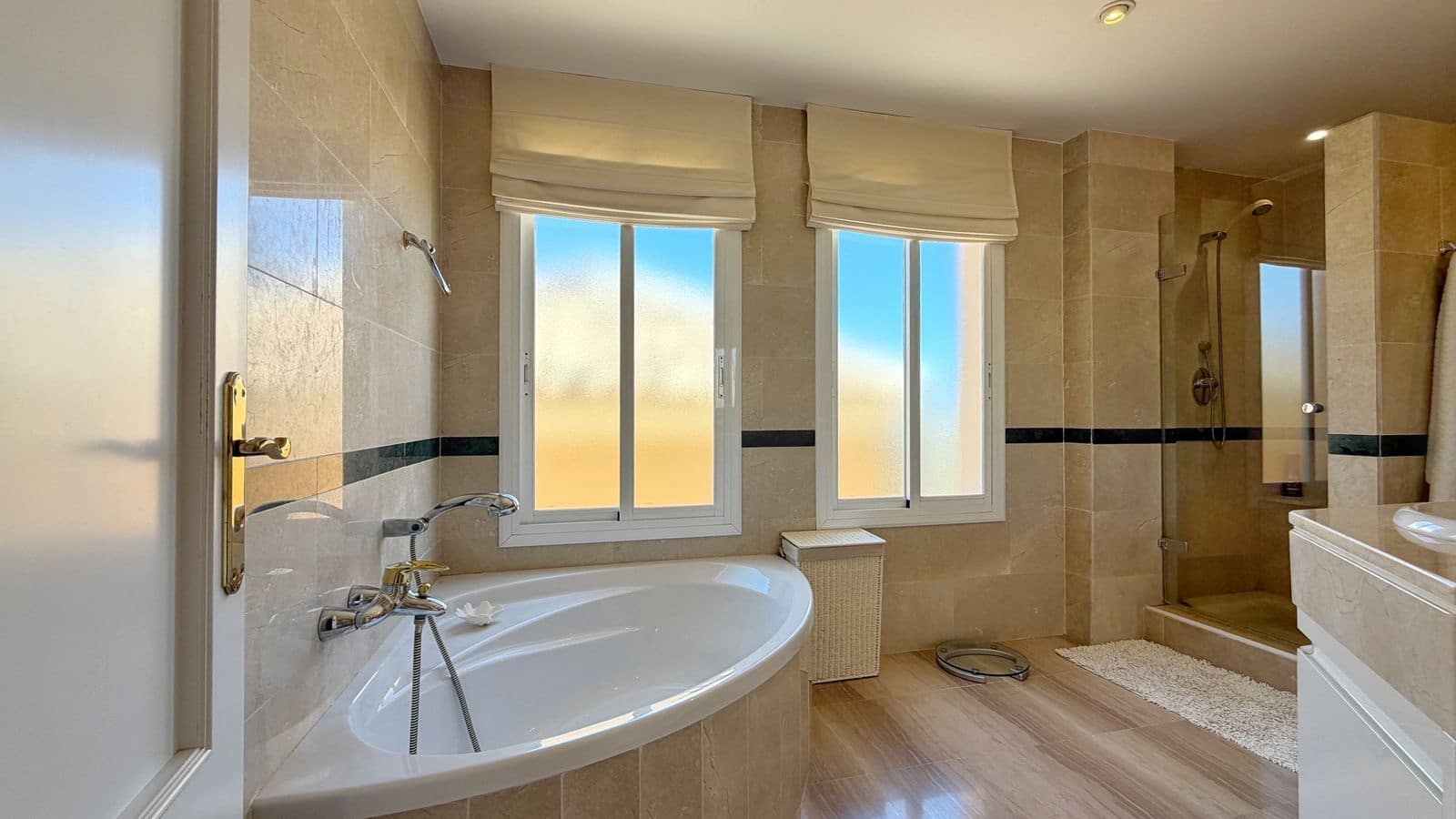 4 soveværelse Penthouse til salg i Elviria - € 1.575.000 (Ref: 9894692)