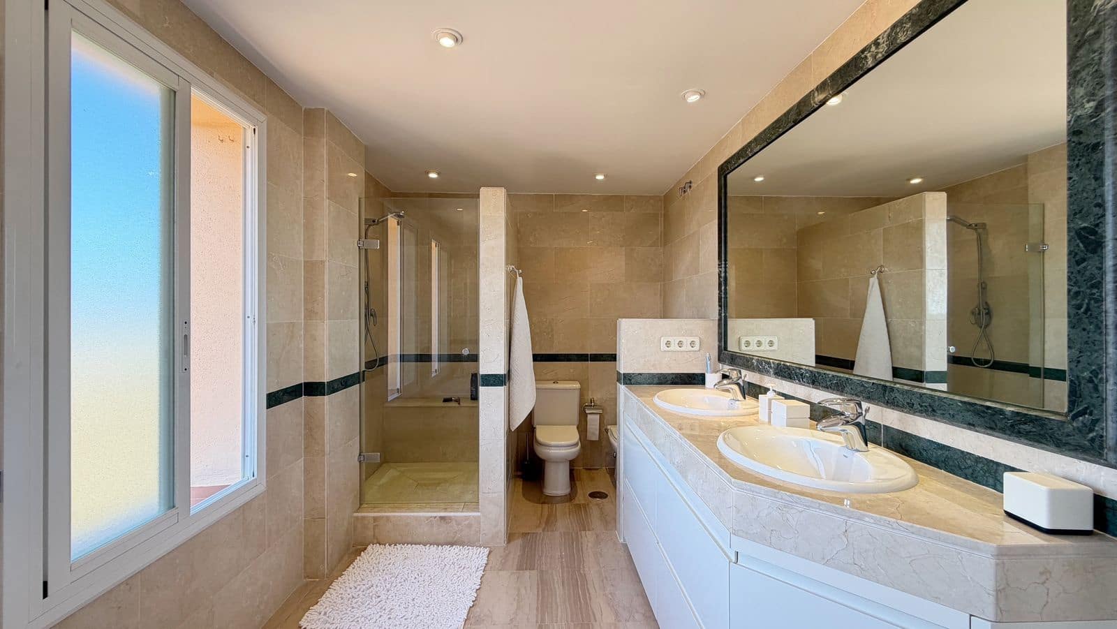 4 soveværelse Penthouse til salg i Elviria - € 1.575.000 (Ref: 9894692)