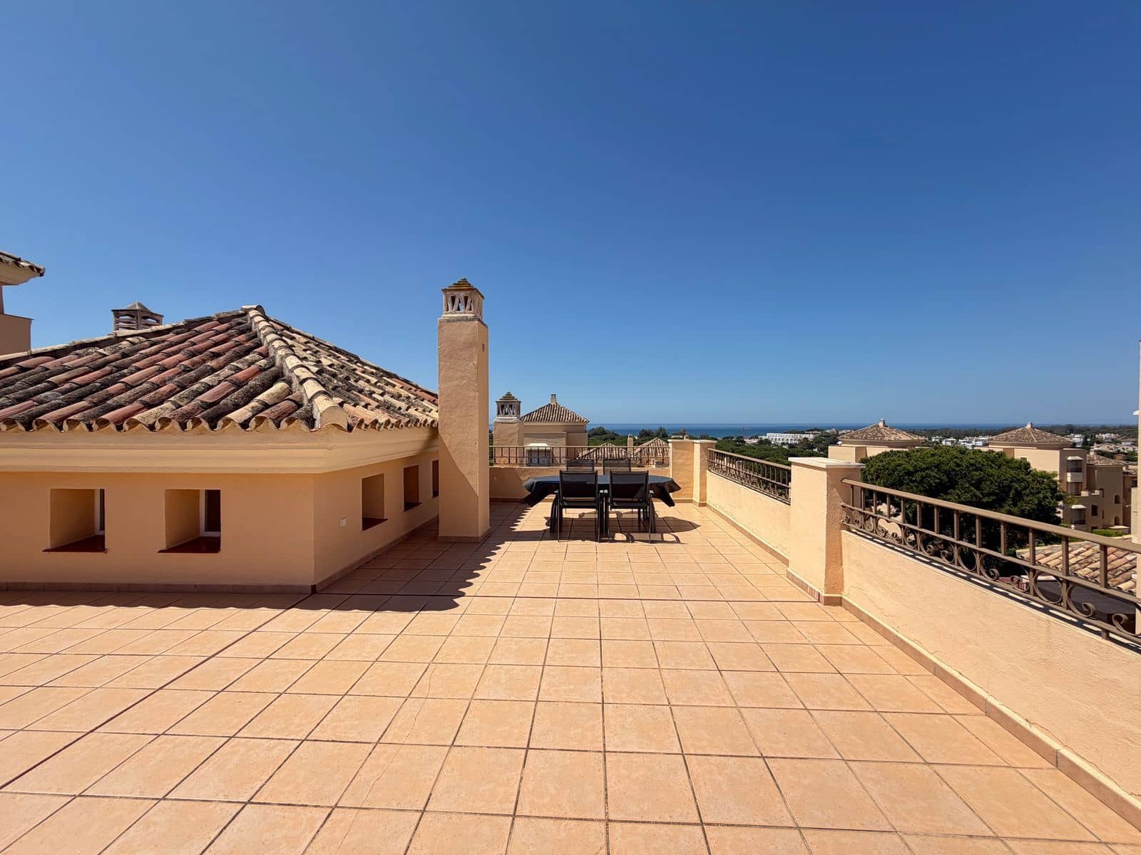 4 soveværelse Penthouse til salg i Elviria - € 1.575.000 (Ref: 9894692)