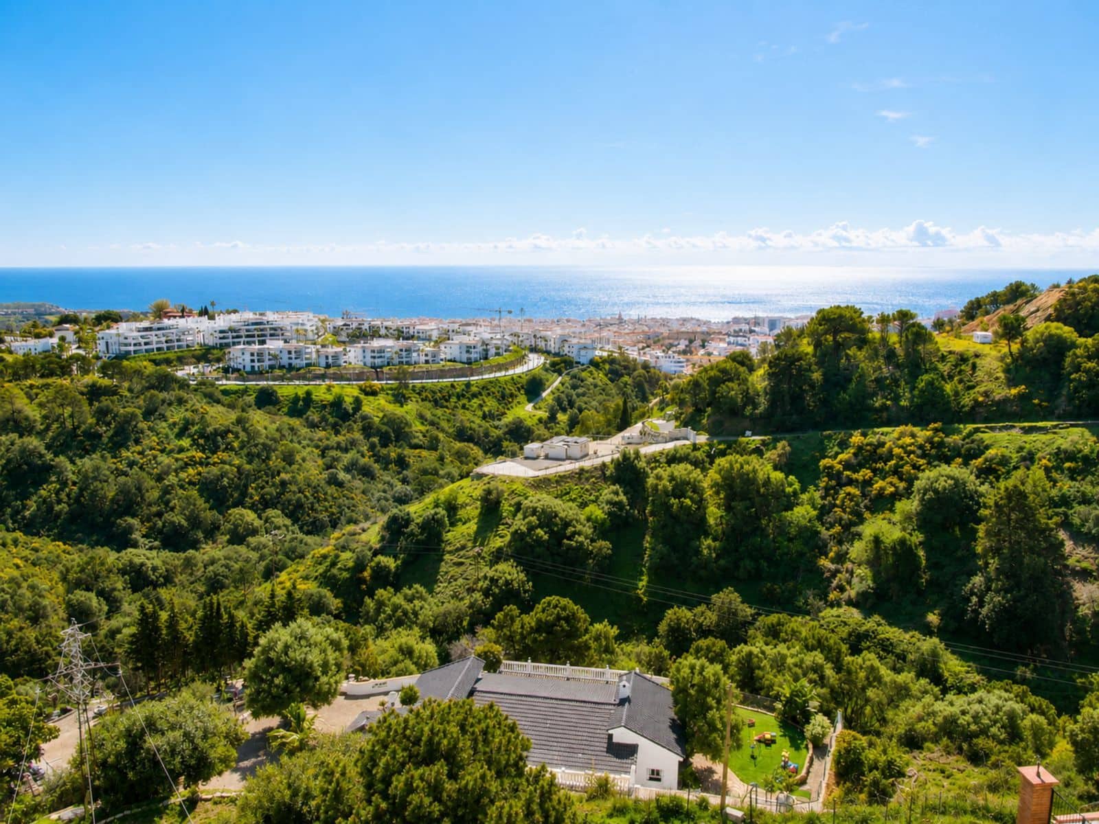 5 slaapkamer Finca/Landhuis te koop in Estepona - € 995.000 (Ref: 9894694)