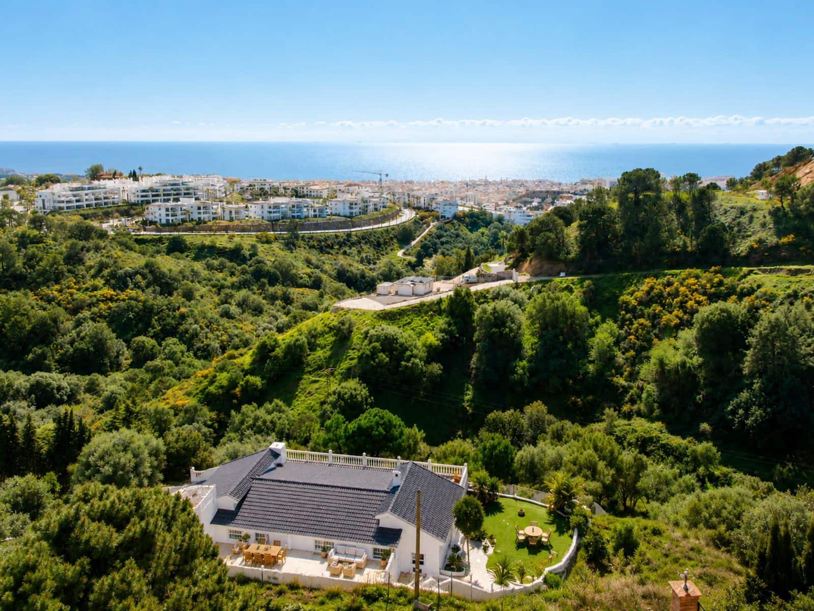5 slaapkamer Finca/Landhuis te koop in Estepona - € 995.000 (Ref: 9894694)