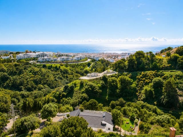 5 slaapkamer Finca/Landhuis te koop in Estepona - € 995.000 (Ref: 9894694)