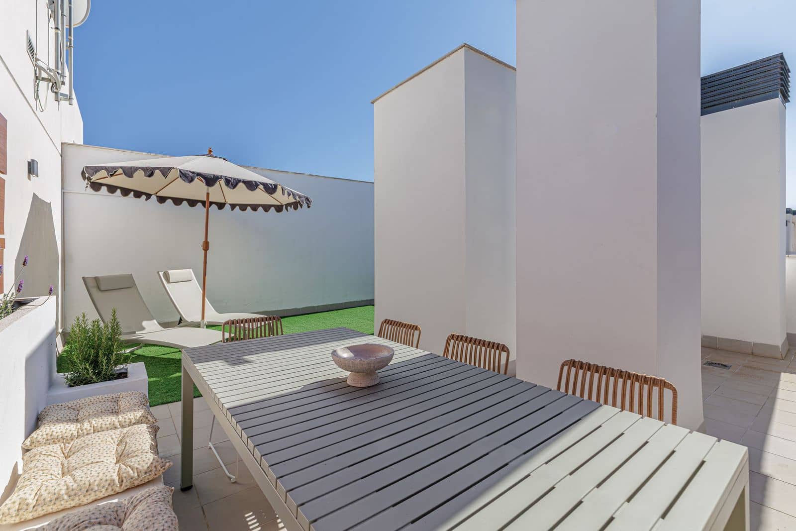 2 sovrum Takvåning till salu i Estepona - 430 000 € (Ref: 9894697)