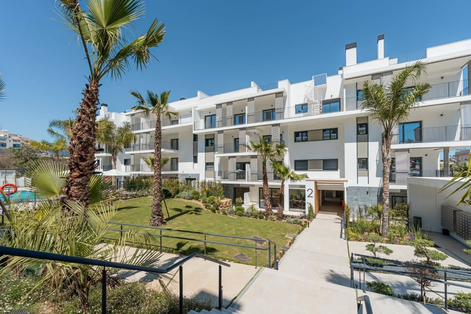 3 soverom Leilighet til salgs i Estepona - € 730 000 (Ref: 9910537)