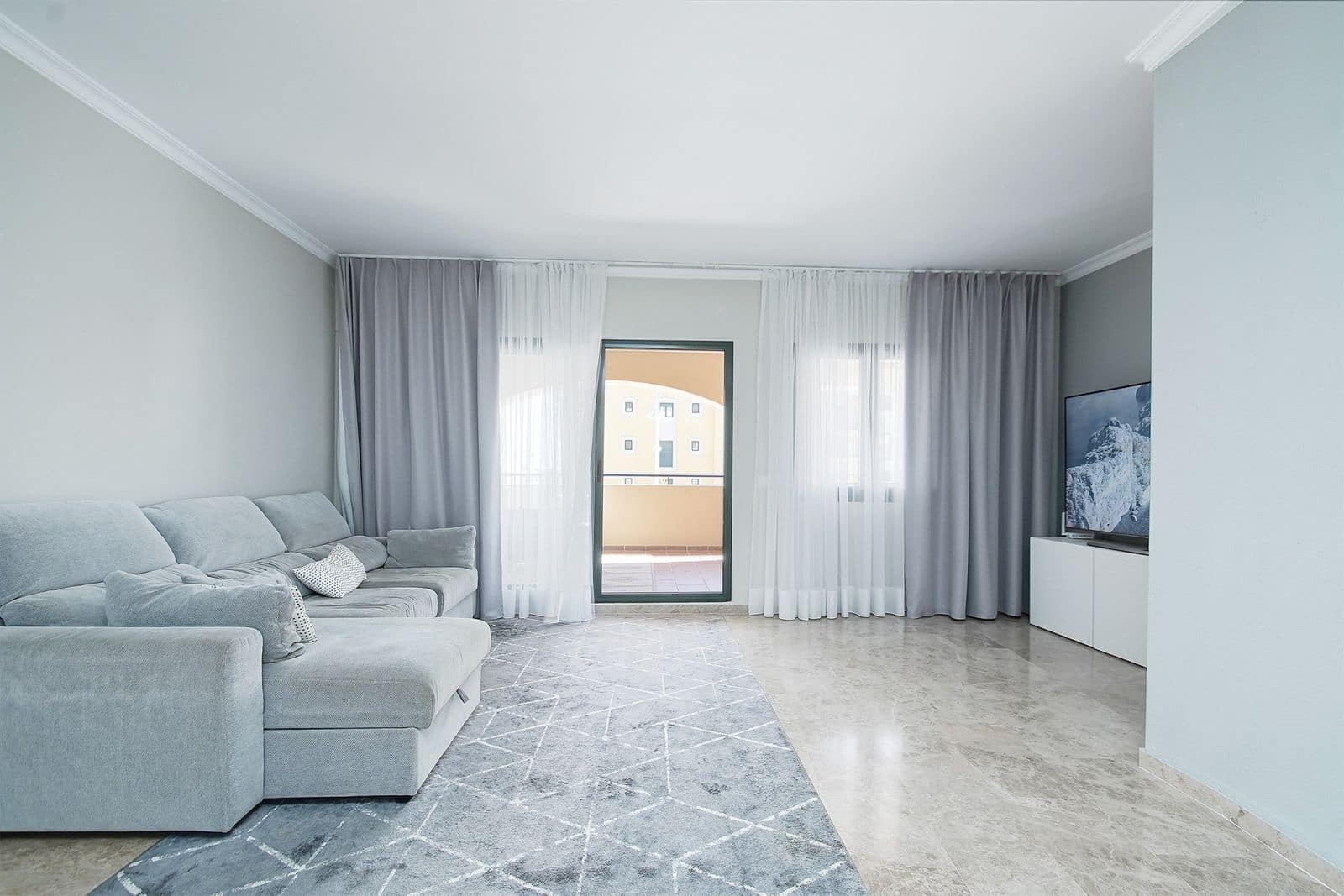3 soveværelse Lejlighed til salg i San Pedro de Alcantara - € 750.000 (Ref: 9910538)