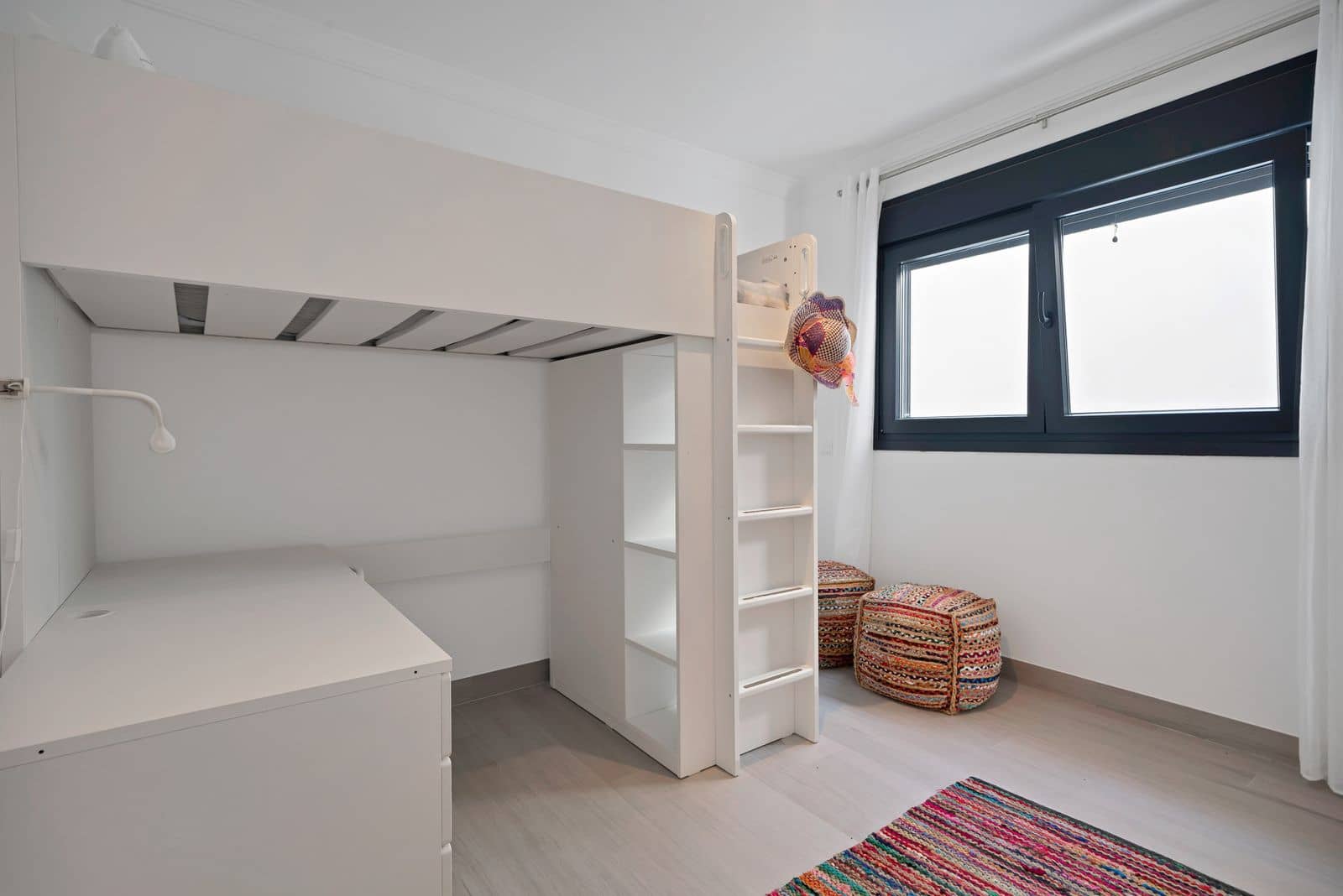 4 sovrum Semi-fristående Villa till salu i La Mairena - 595 000 € (Ref: 9910539)