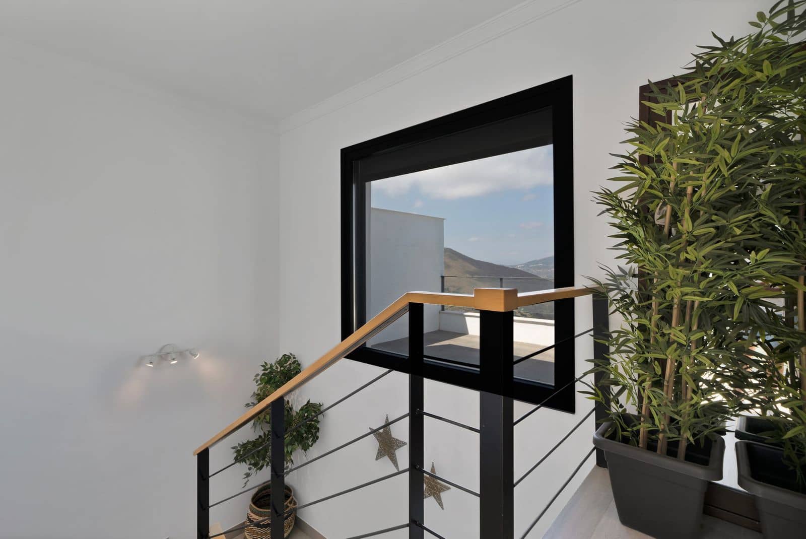 4 sovrum Semi-fristående Villa till salu i La Mairena - 595 000 € (Ref: 9910539)