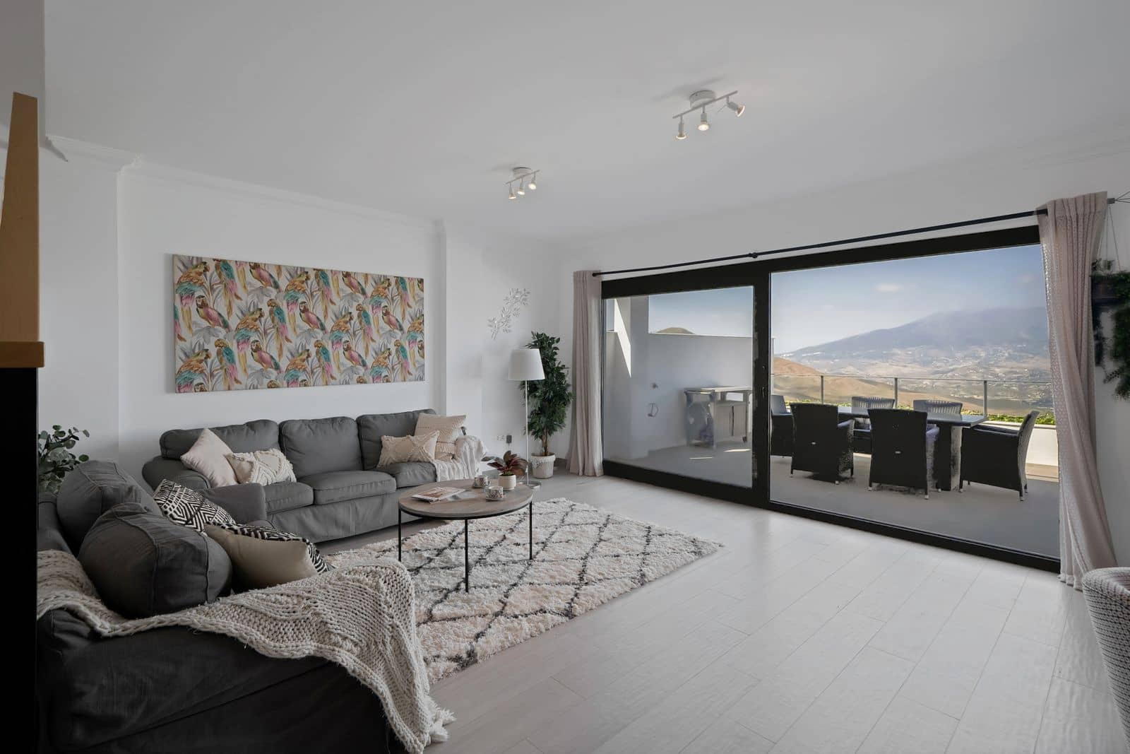 4 sovrum Semi-fristående Villa till salu i La Mairena - 595 000 € (Ref: 9910539)