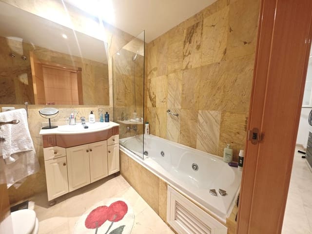 2 bedroom Apartment for sale in Benalmádena - € 367,000 (Ref: 9910545)