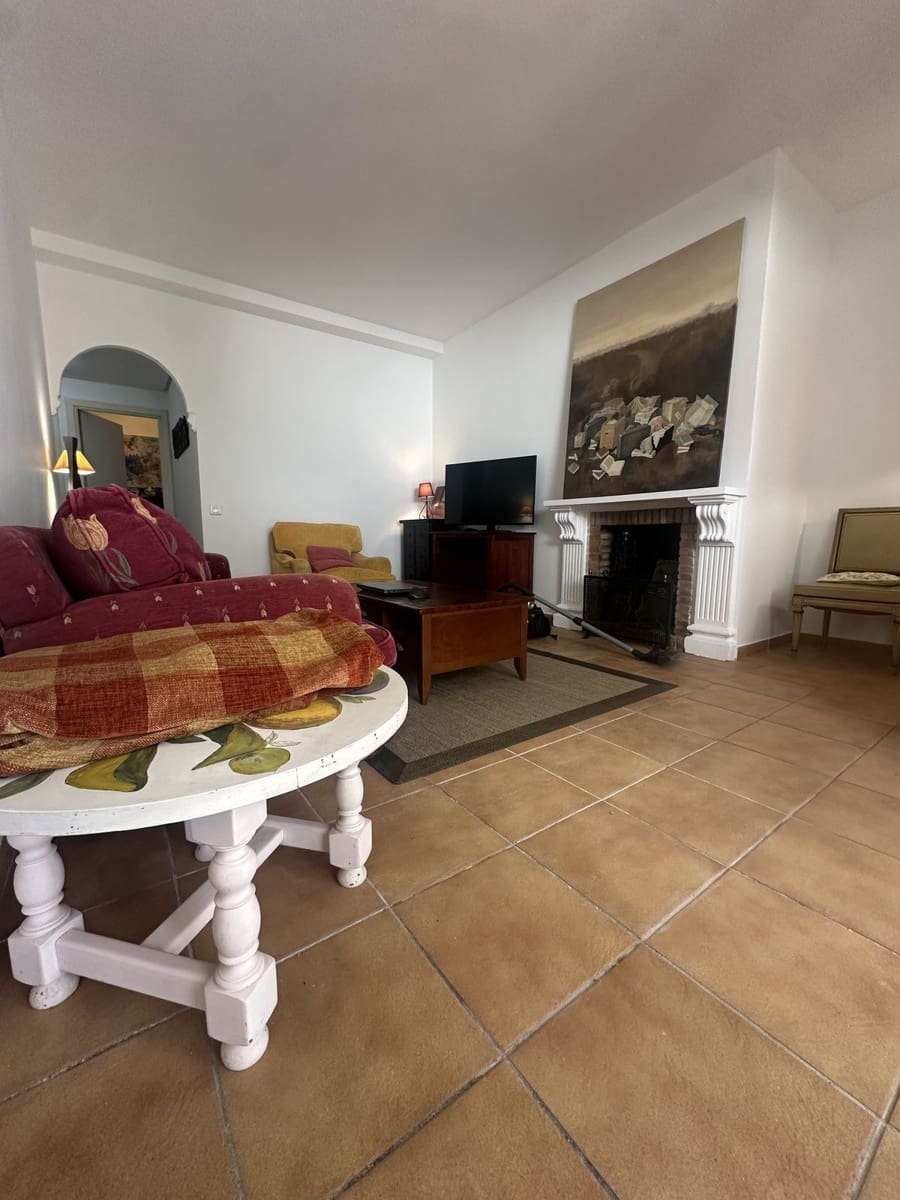 4 sovrum Lägenhet till salu i Marbella - 580 000 € (Ref: 9910546)