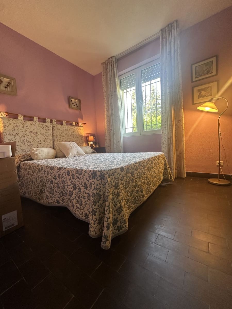 4 sovrum Lägenhet till salu i Marbella - 580 000 € (Ref: 9910546)