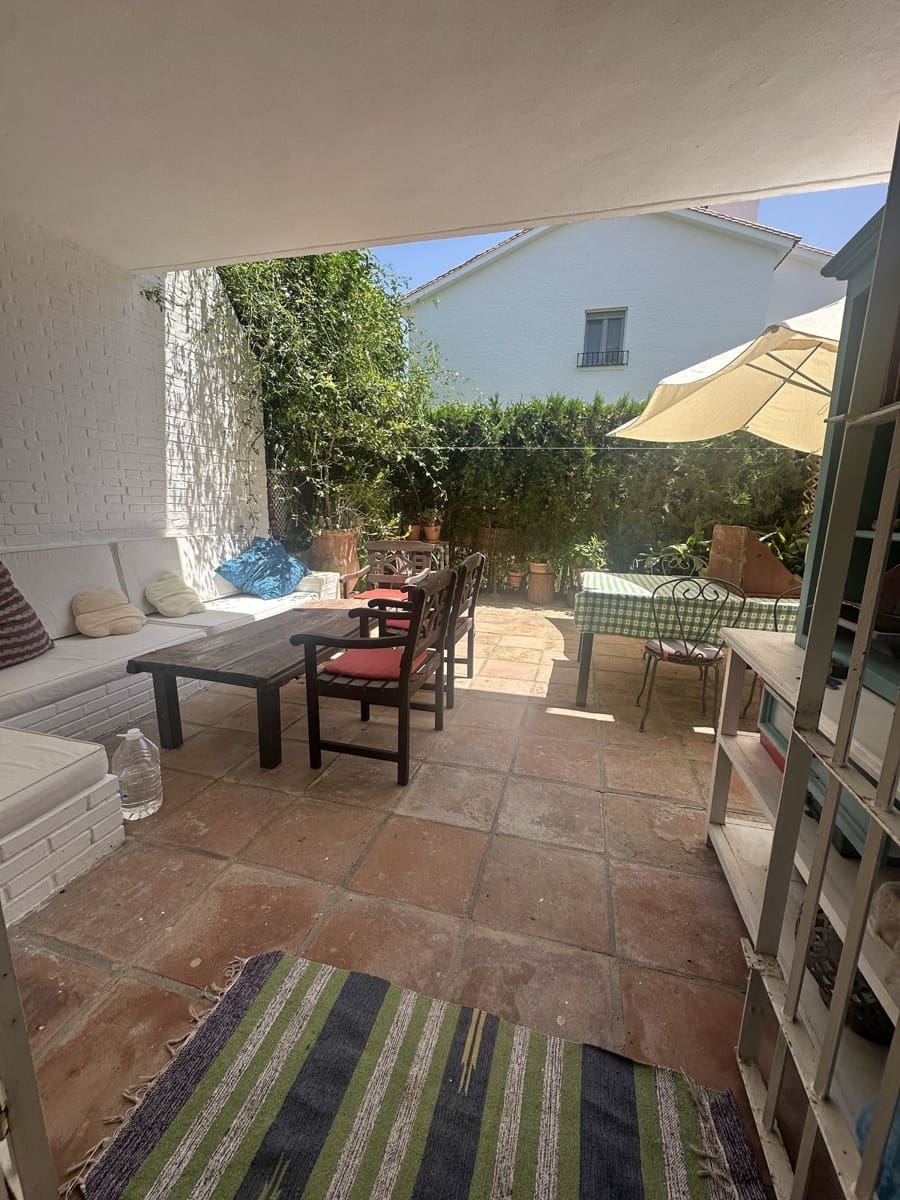 4 sovrum Lägenhet till salu i Marbella - 580 000 € (Ref: 9910546)