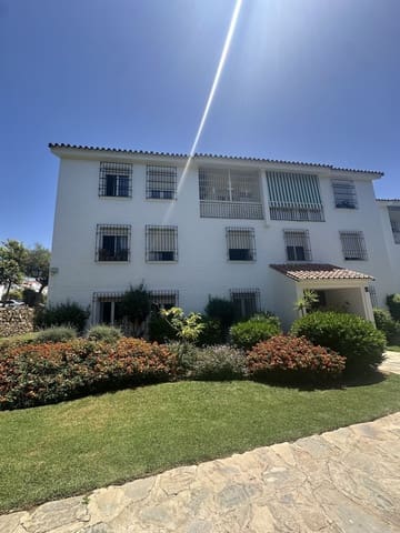 4 sovrum Lägenhet till salu i Marbella - 580 000 € (Ref: 9910546)