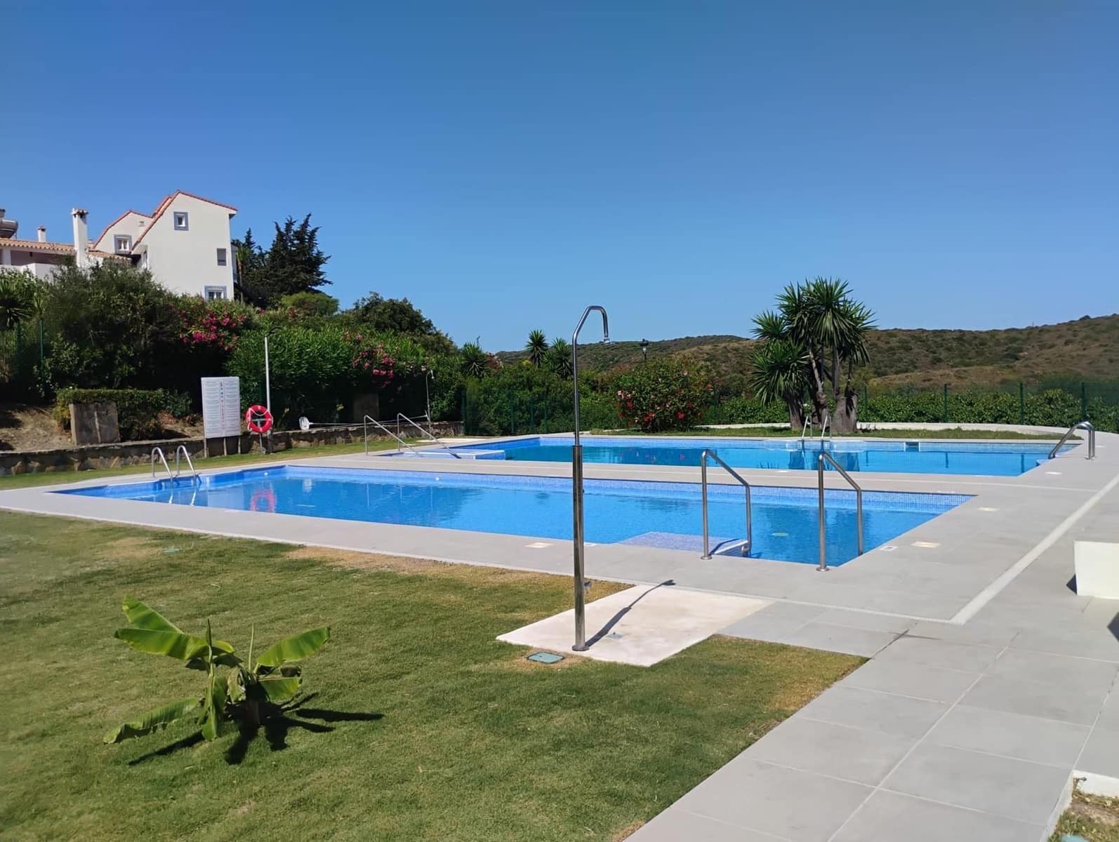 3 sovrum Semi-fristående Villa till salu i Manilva - 385 000 € (Ref: 9910550)