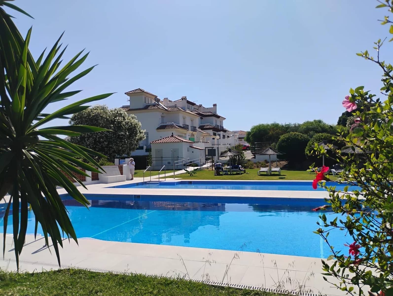 3 sovrum Semi-fristående Villa till salu i Manilva - 385 000 € (Ref: 9910550)