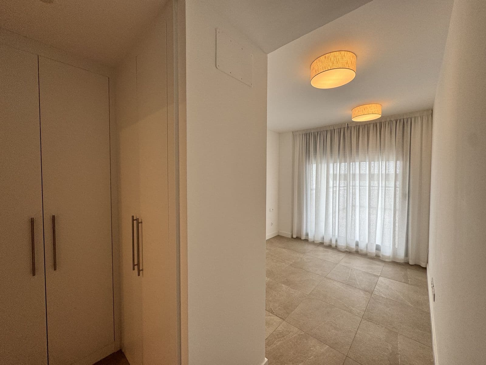 2 bedroom Apartment for sale in Estepona - € 595,000 (Ref: 9910551)