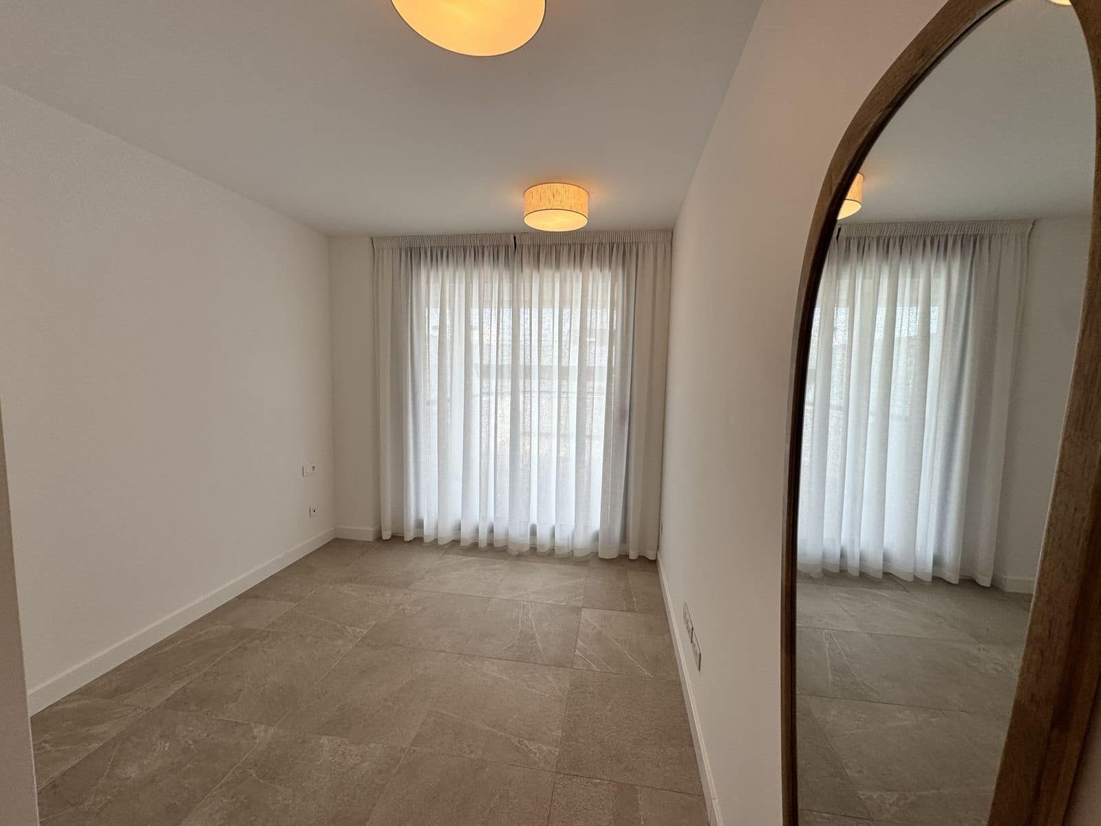 2 bedroom Apartment for sale in Estepona - € 595,000 (Ref: 9910551)