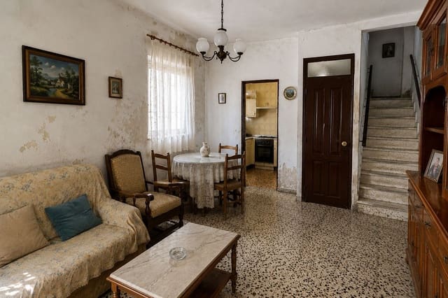 8 Zimmer Villa zu verkaufen in Estepona - 1.070.000 € (Ref: 9910553)