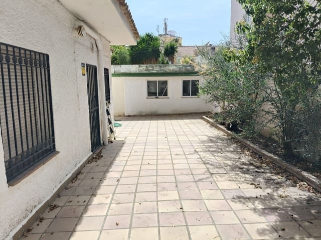 Chalet de 3 habitaciones en Torremolinos en venta - 1.060.000 € (Ref: 9910554)