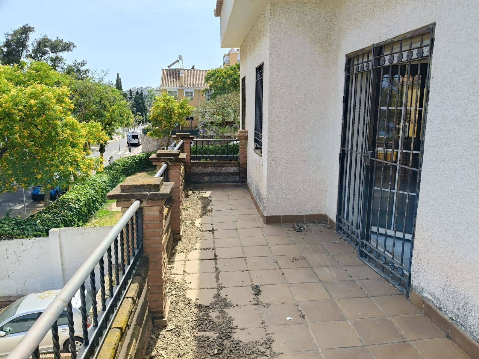 Chalet de 3 habitaciones en Torremolinos en venta - 1.060.000 € (Ref: 9910554)