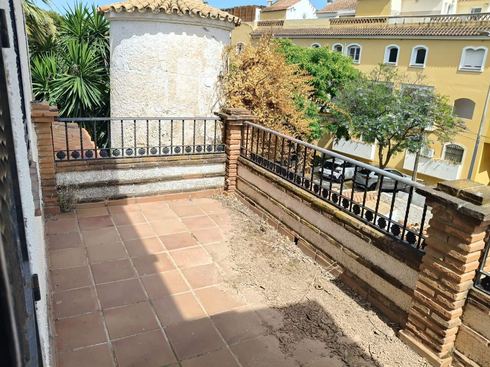 Chalet de 3 habitaciones en Torremolinos en venta - 1.060.000 € (Ref: 9910554)