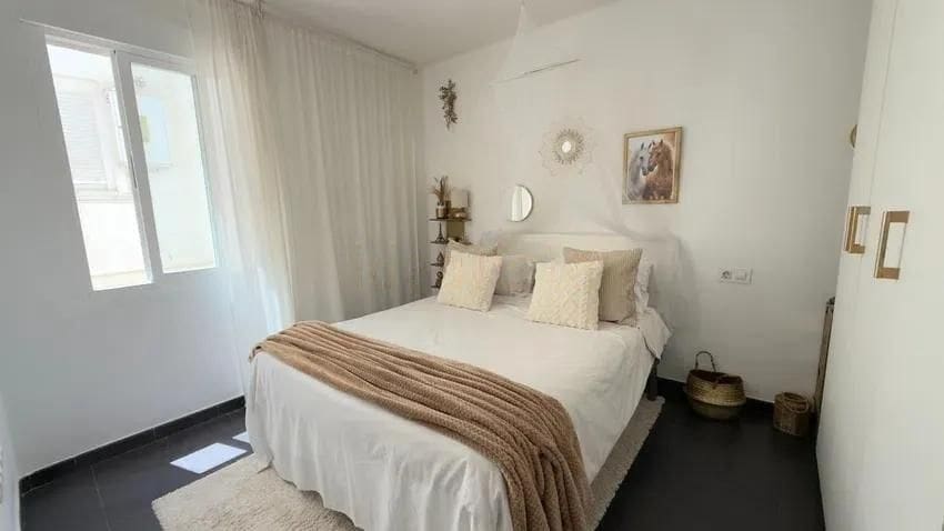 2 soveværelse Lejlighed til salg i Malaga by - € 316.000 (Ref: 9910556)