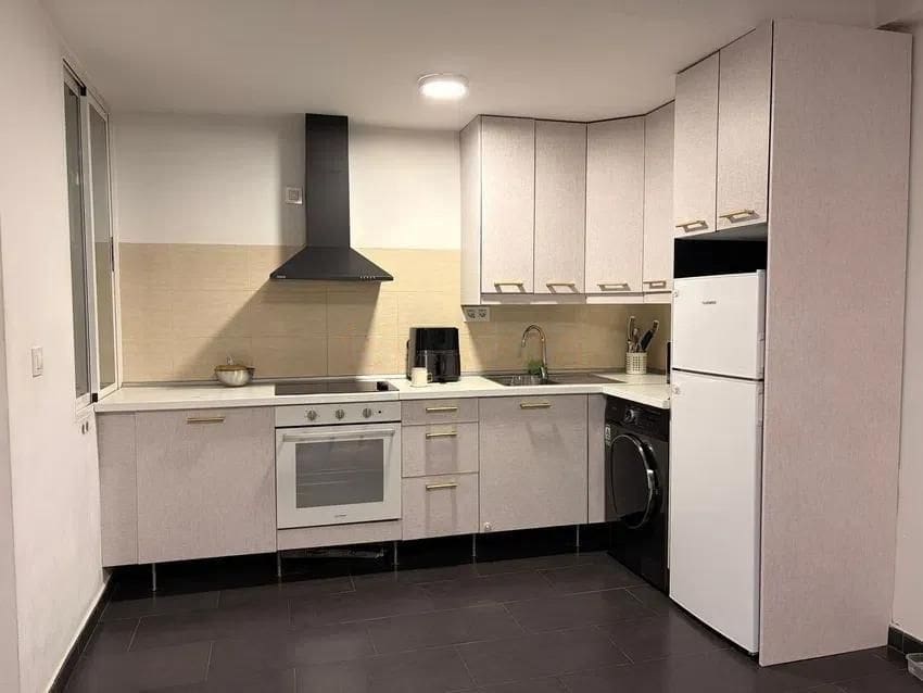 2 soveværelse Lejlighed til salg i Malaga by - € 316.000 (Ref: 9910556)