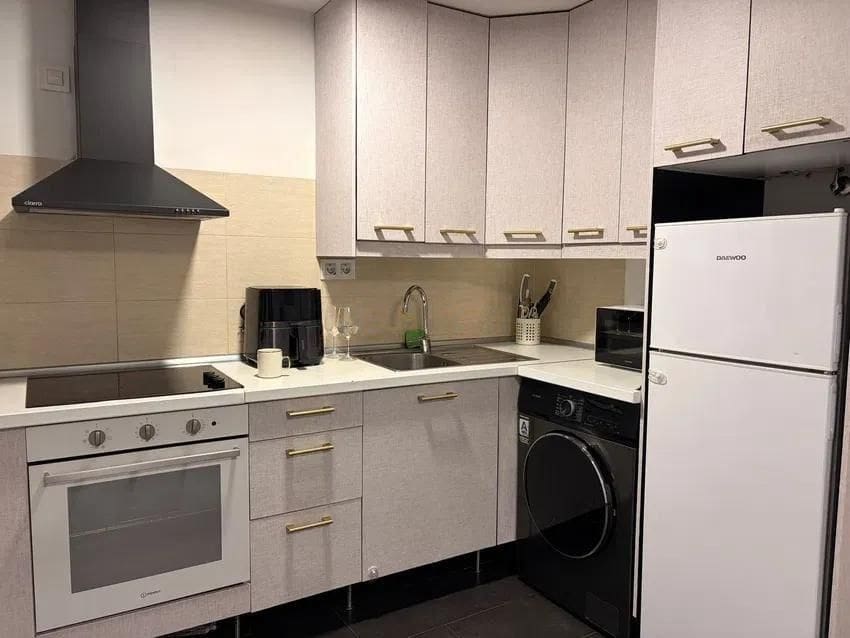 2 soveværelse Lejlighed til salg i Malaga by - € 316.000 (Ref: 9910556)