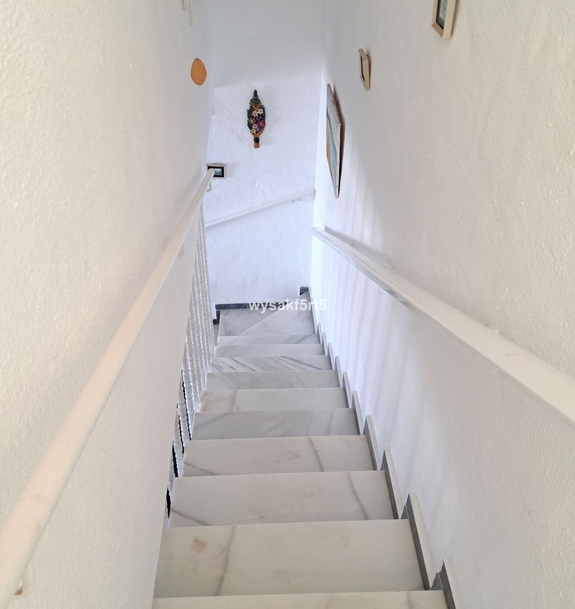 3 sovrum Hus till salu i La Duquesa / Puerto de la Duquesa - 290 000 € (Ref: 9910558)