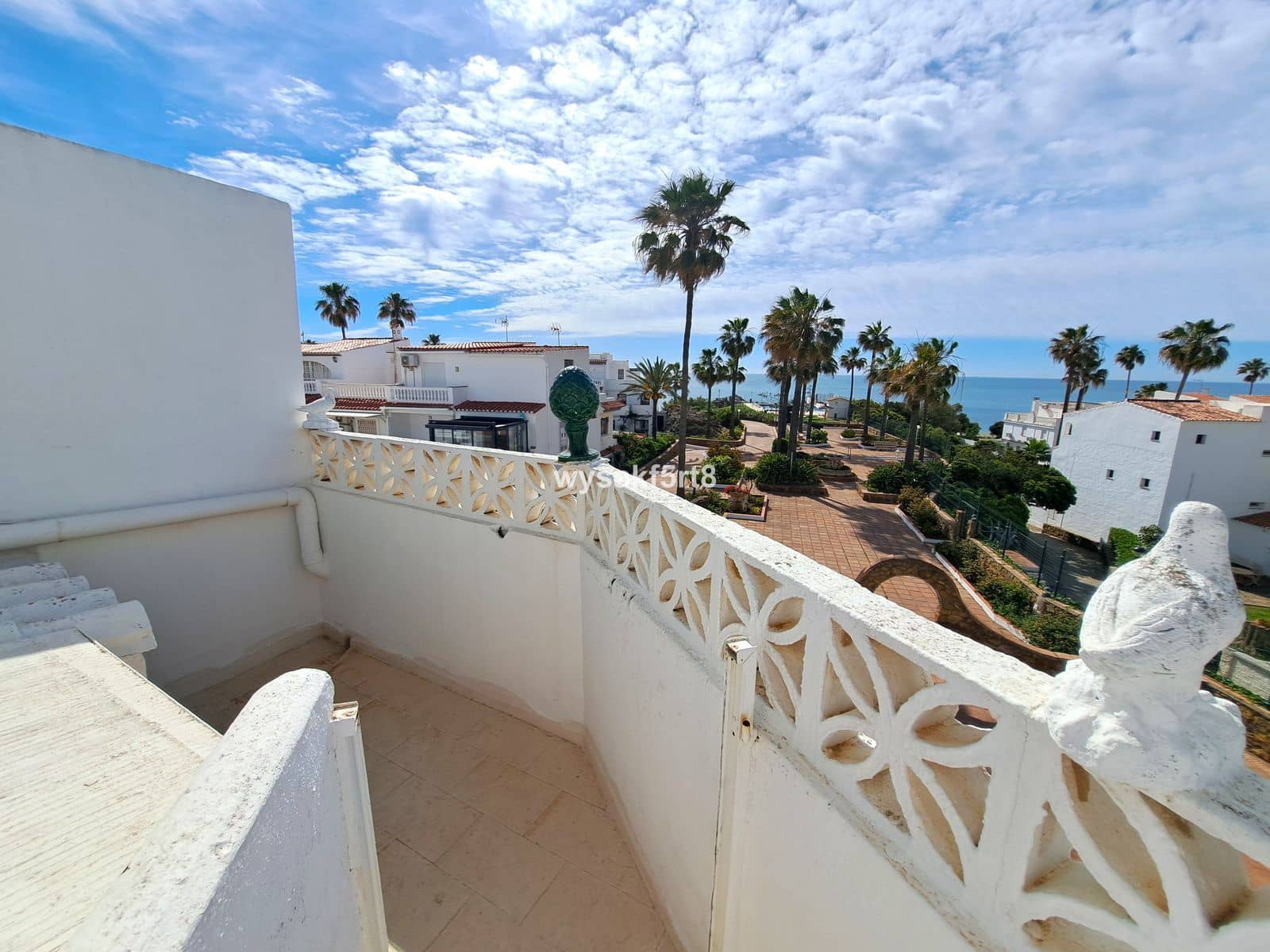 3 sovrum Hus till salu i La Duquesa / Puerto de la Duquesa - 290 000 € (Ref: 9910558)