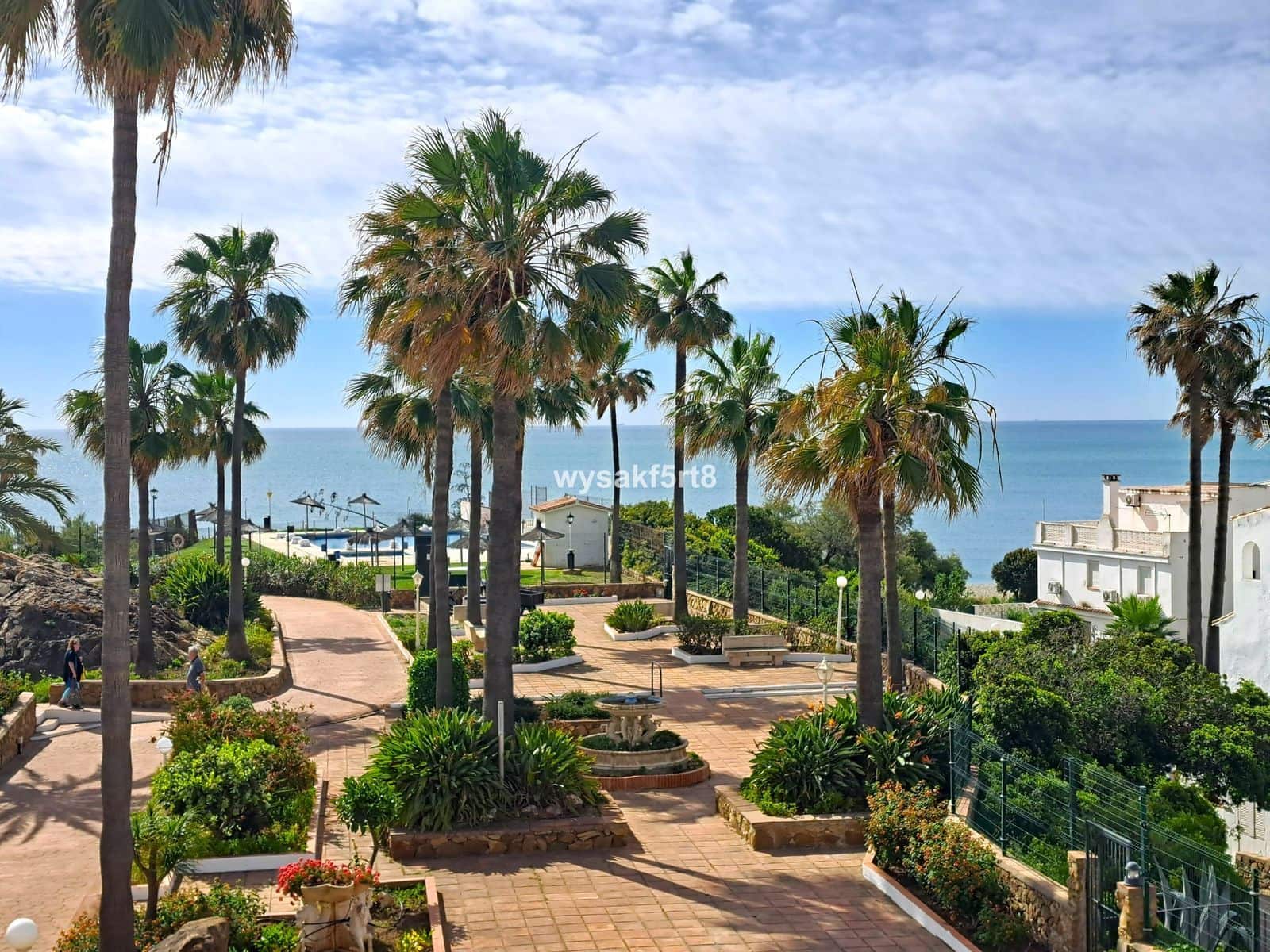 3 sovrum Hus till salu i La Duquesa / Puerto de la Duquesa - 290 000 € (Ref: 9910558)