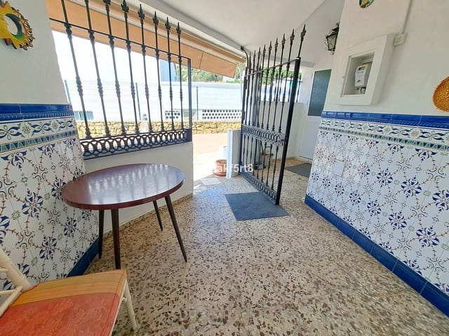 3 sovrum Hus till salu i La Duquesa / Puerto de la Duquesa, Manilva - 290 000 € (Ref: 9910558)