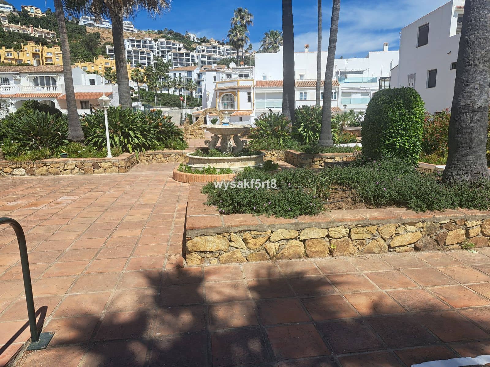3 sovrum Hus till salu i La Duquesa / Puerto de la Duquesa - 290 000 € (Ref: 9910558)