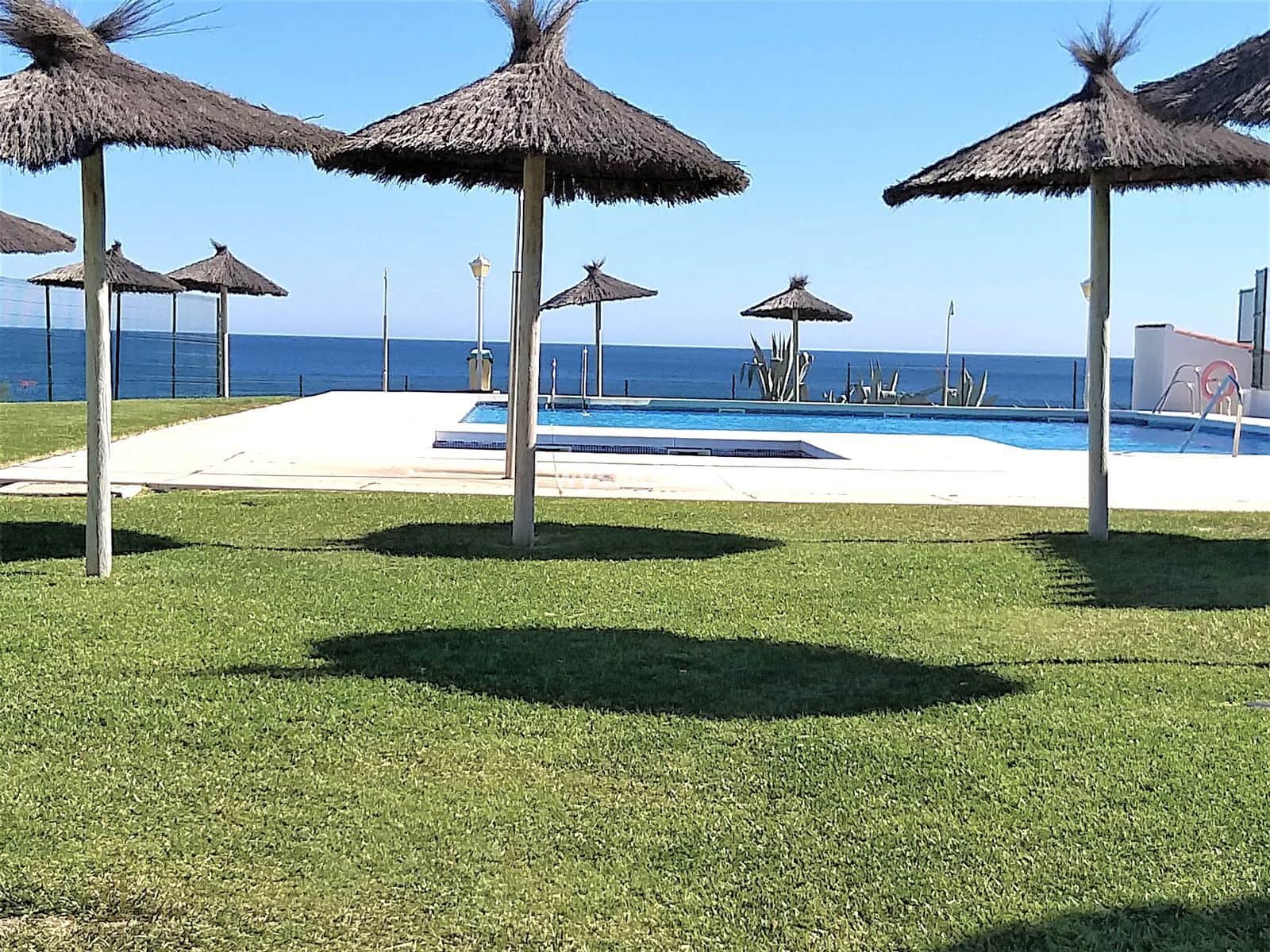 3 sovrum Hus till salu i La Duquesa / Puerto de la Duquesa - 290 000 € (Ref: 9910558)