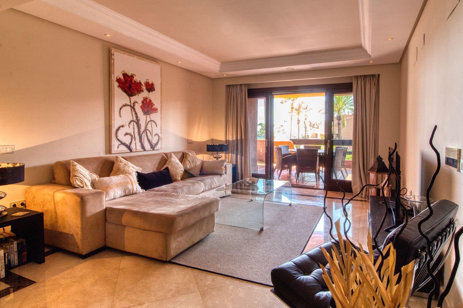 2 soveværelse Lejlighed til salg i Estepona - € 845.000 (Ref: 9910559)