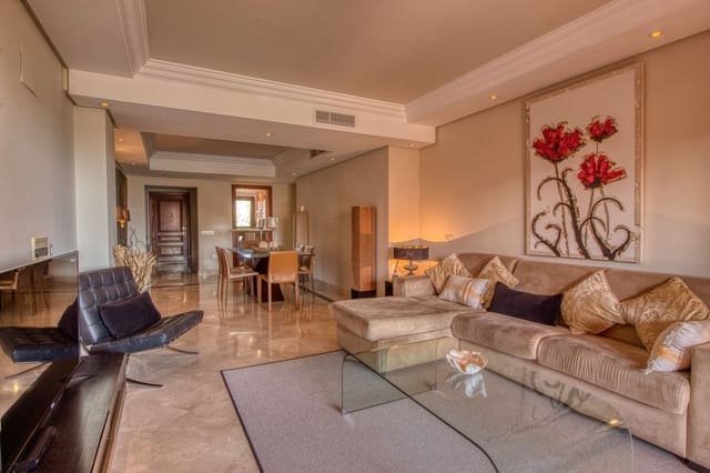 2 soveværelse Lejlighed til salg i Estepona - € 845.000 (Ref: 9910559)