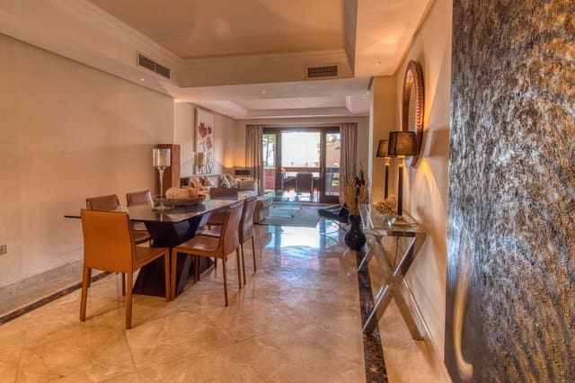 2 soveværelse Lejlighed til salg i Estepona - € 845.000 (Ref: 9910559)